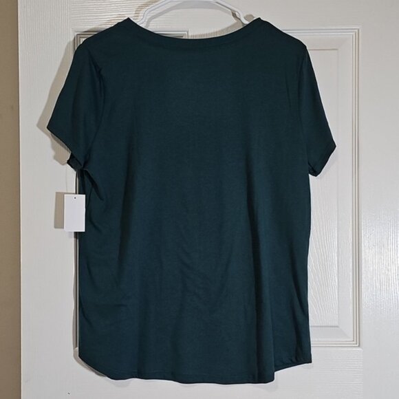 Adiva Mermaid Christmas Short Sleeve Crew Neck T-shirt Plus Size 1X New - Picture 2 of 6